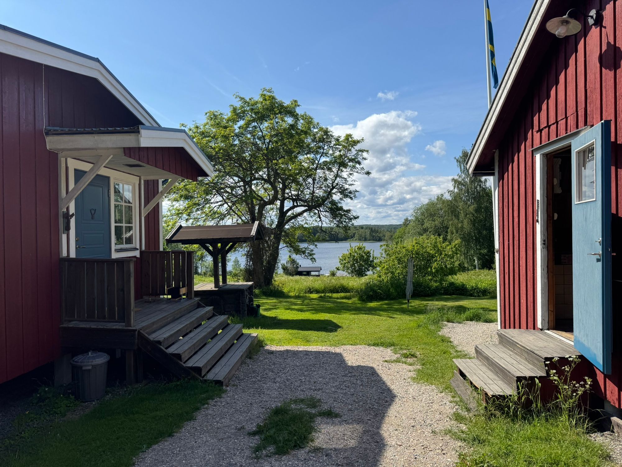 Här saktar tiden ner – din drömstuga vid vattnet – bild 5 av 24