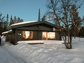 Trivsam fjällstuga i Lofsdalen (Härjedalen)