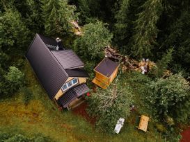 Urlaub am Rande der Wildnis - in der Orsa Finnmark