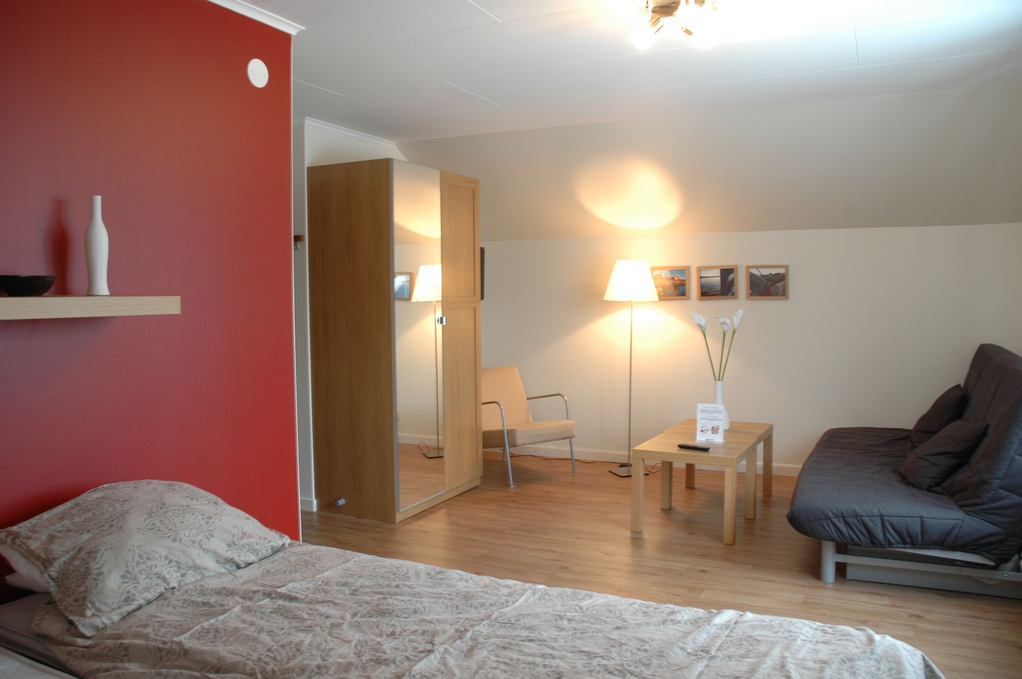 Villa Kustvägen - Stort semesterhus nära havet – bild 17 av 24