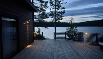 Stuga på en ö