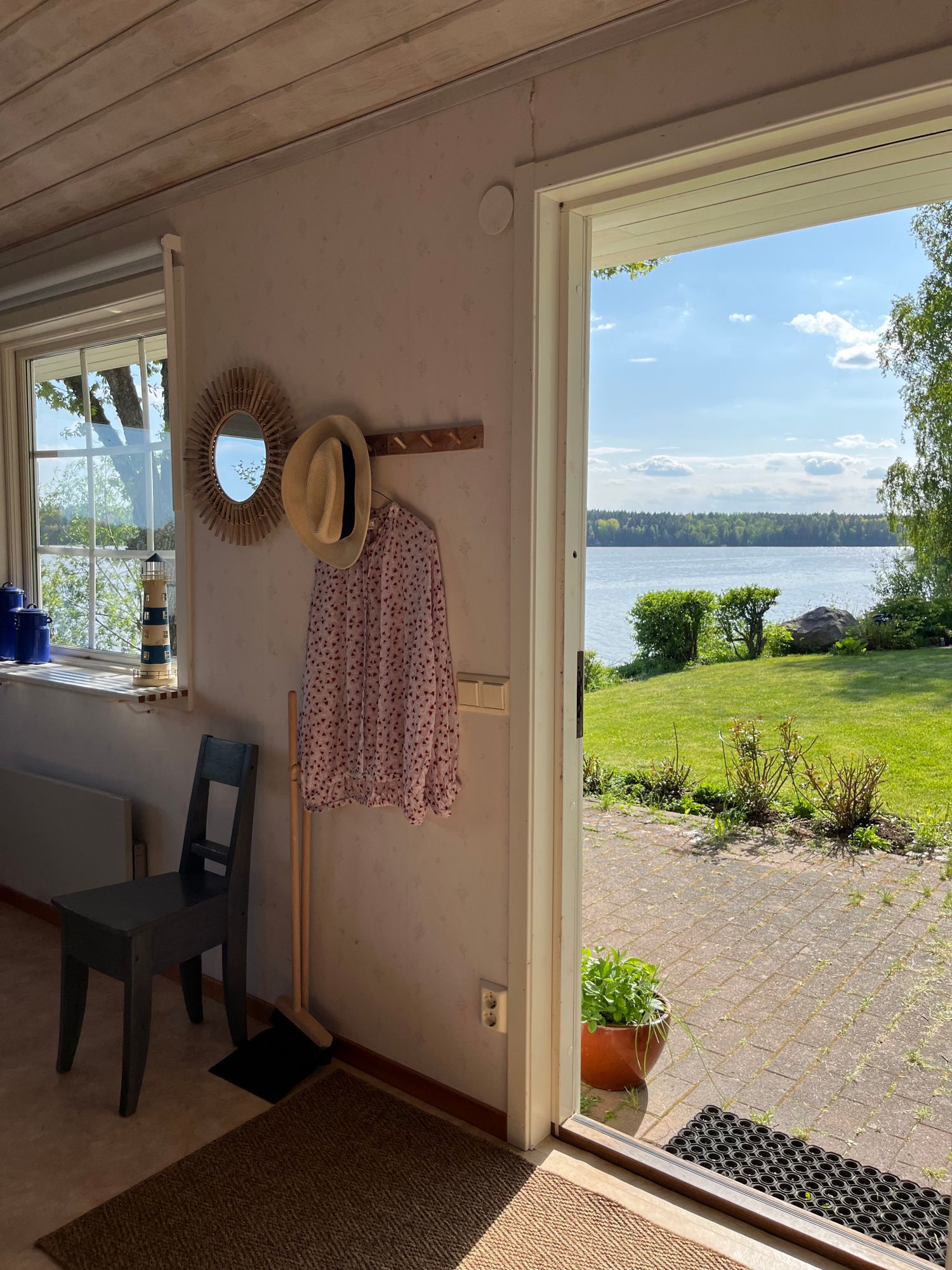 Privat stugdröm med sjötomt