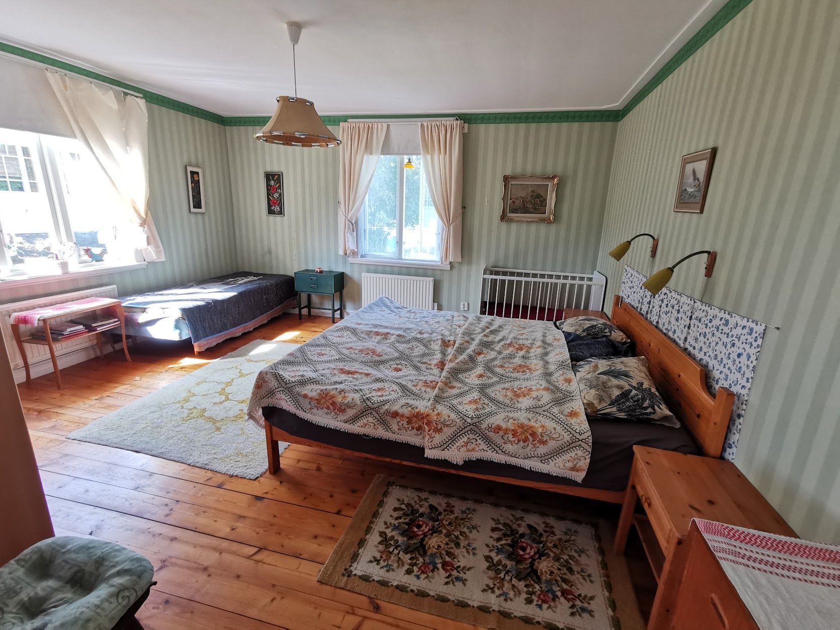 Stuga på en gård nära havet – bild 5 av 11
