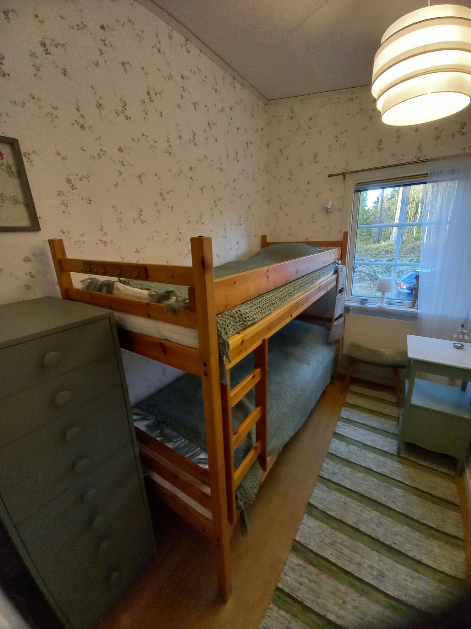 Stuga med sjöläge i Småland – bild 13 av 19