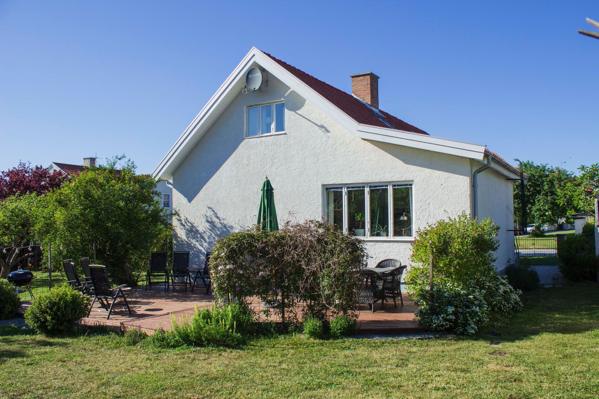 Sänkt pris på stor villa i centrala Visby – bild 3 av 19