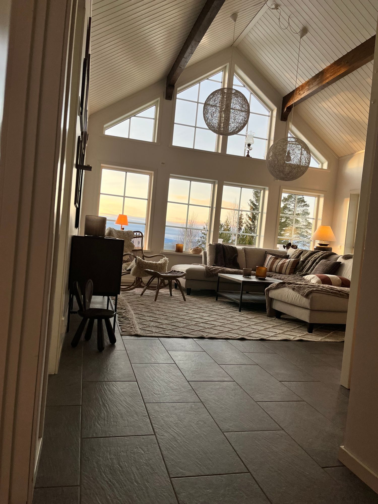 Ski-in/Ski-out hus i Björnrike 10 bäddar – bild 6 av 24
