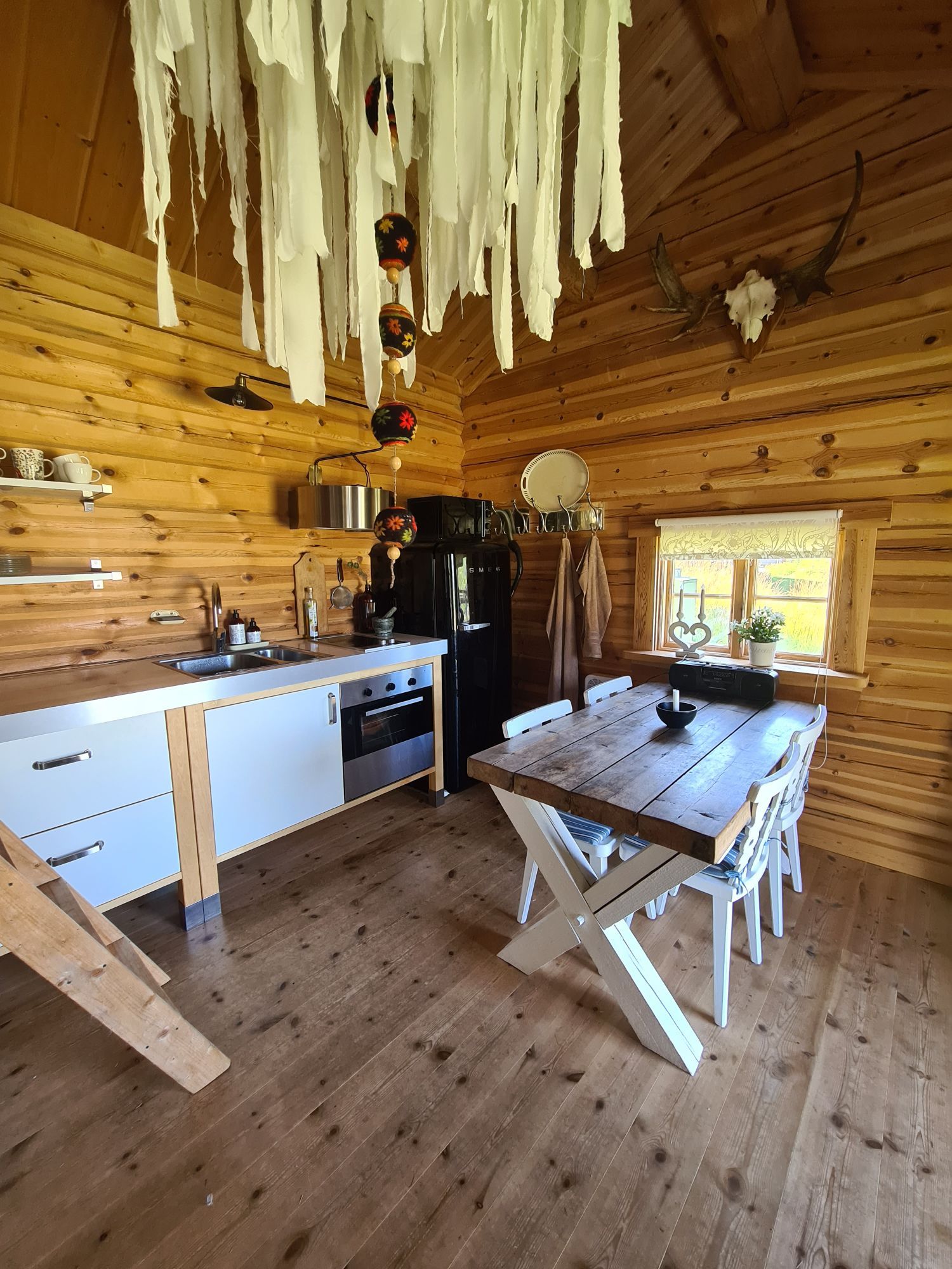 Stuga på fäbod – bild 5 av 19