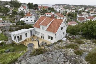 Gediget hus med gäststuga i Grundsund