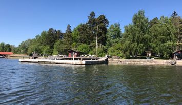 SJÖTOMT I SÖDERLÄGE, 15 min. från Stockholm City