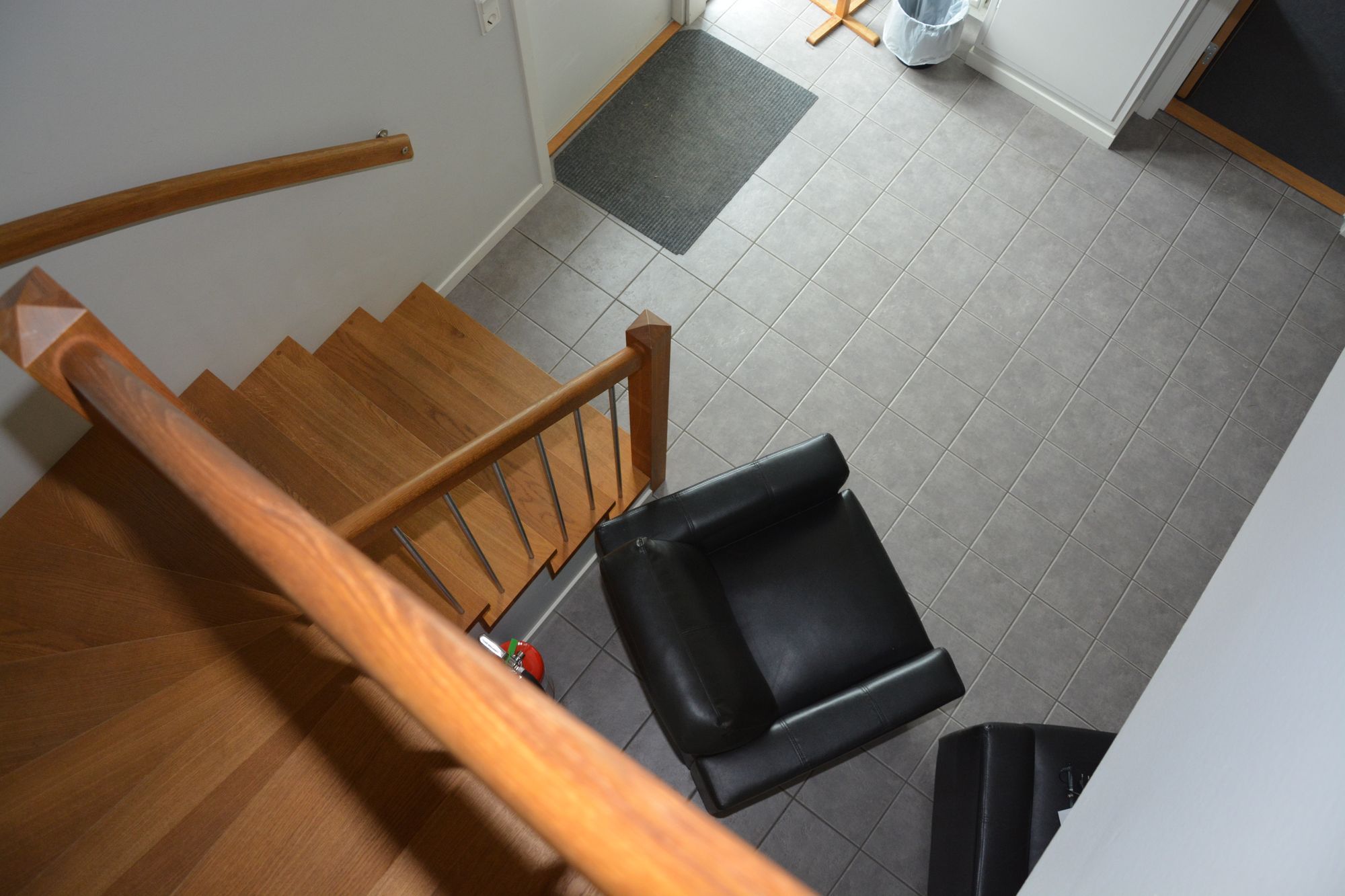 Villa Kustvägen - Stort semesterhus nära havet – bild 14 av 24