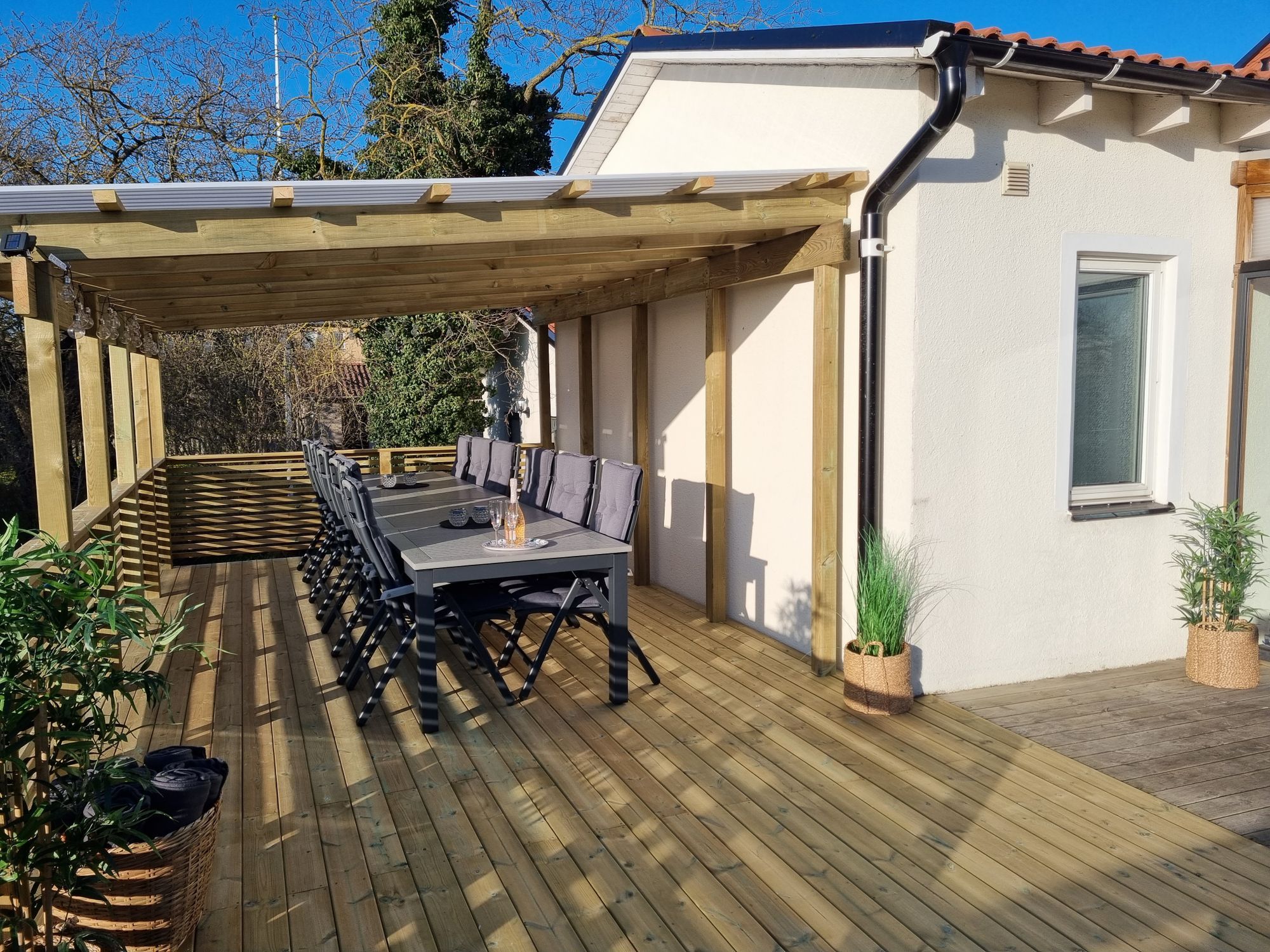 Stor, fin, modernt renoverad villa centralt Visby – bild 18 av 21