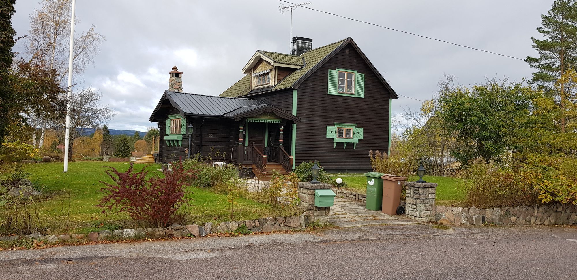 Mysig stuga nära Kungsberget och fiske