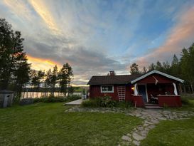 Charming childfriendly cottage by the lake/skiarea