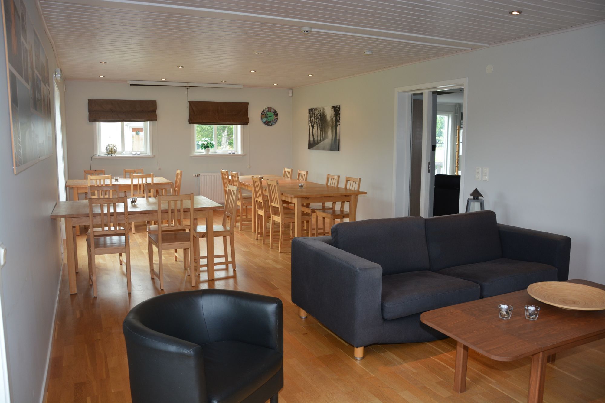 Villa Kustvägen - Stort semesterhus nära havet – bild 15 av 24