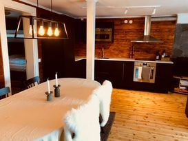 Mysig lägenhet i Åre Björnen, 6-8 bäddar.