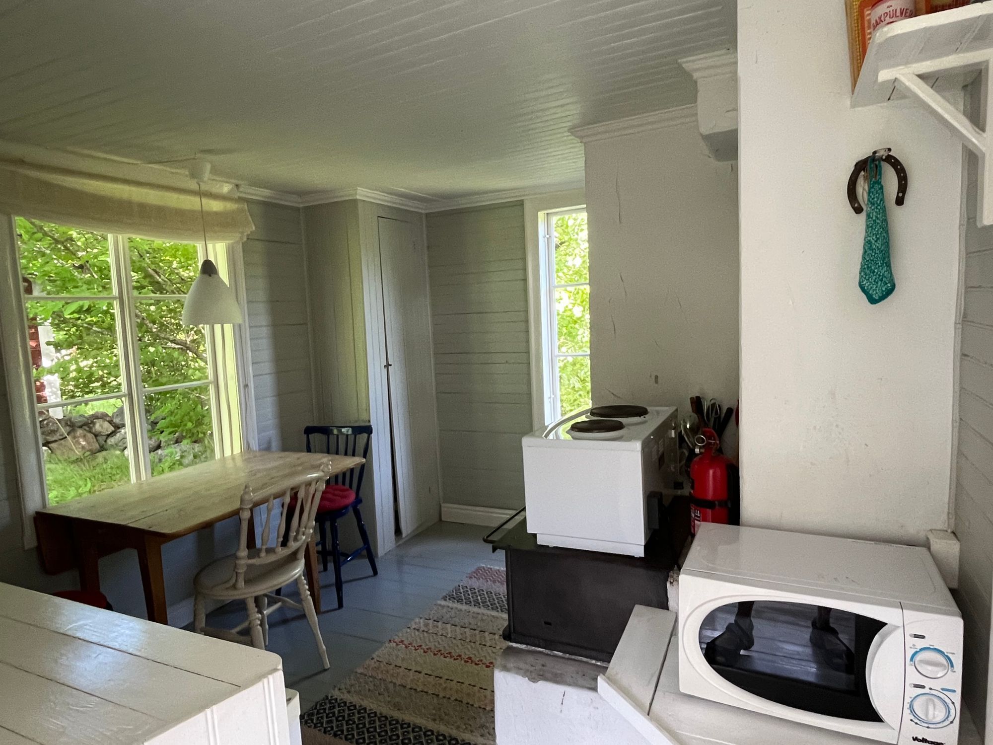 Charmigt torp på vackra Blidö – bild 7 av 10