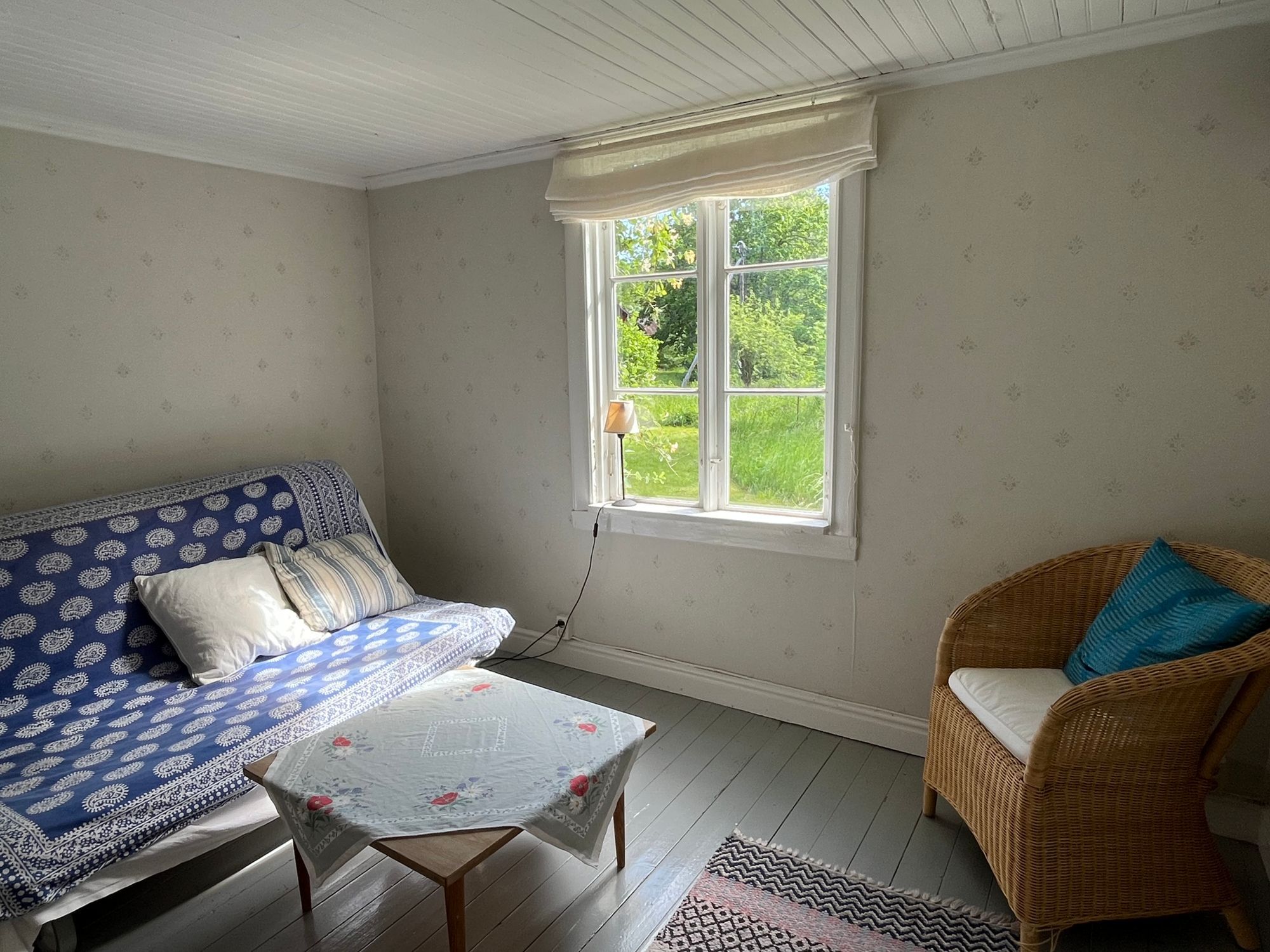 Charmigt torp på vackra Blidö – bild 8 av 10