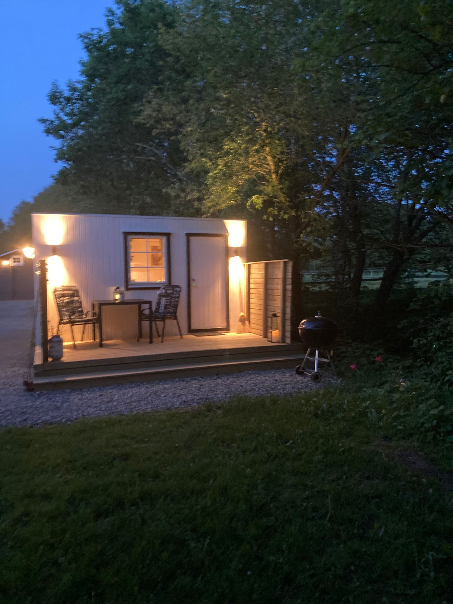 Mysig Ministuga på liten hästgård – bild 2 av 17