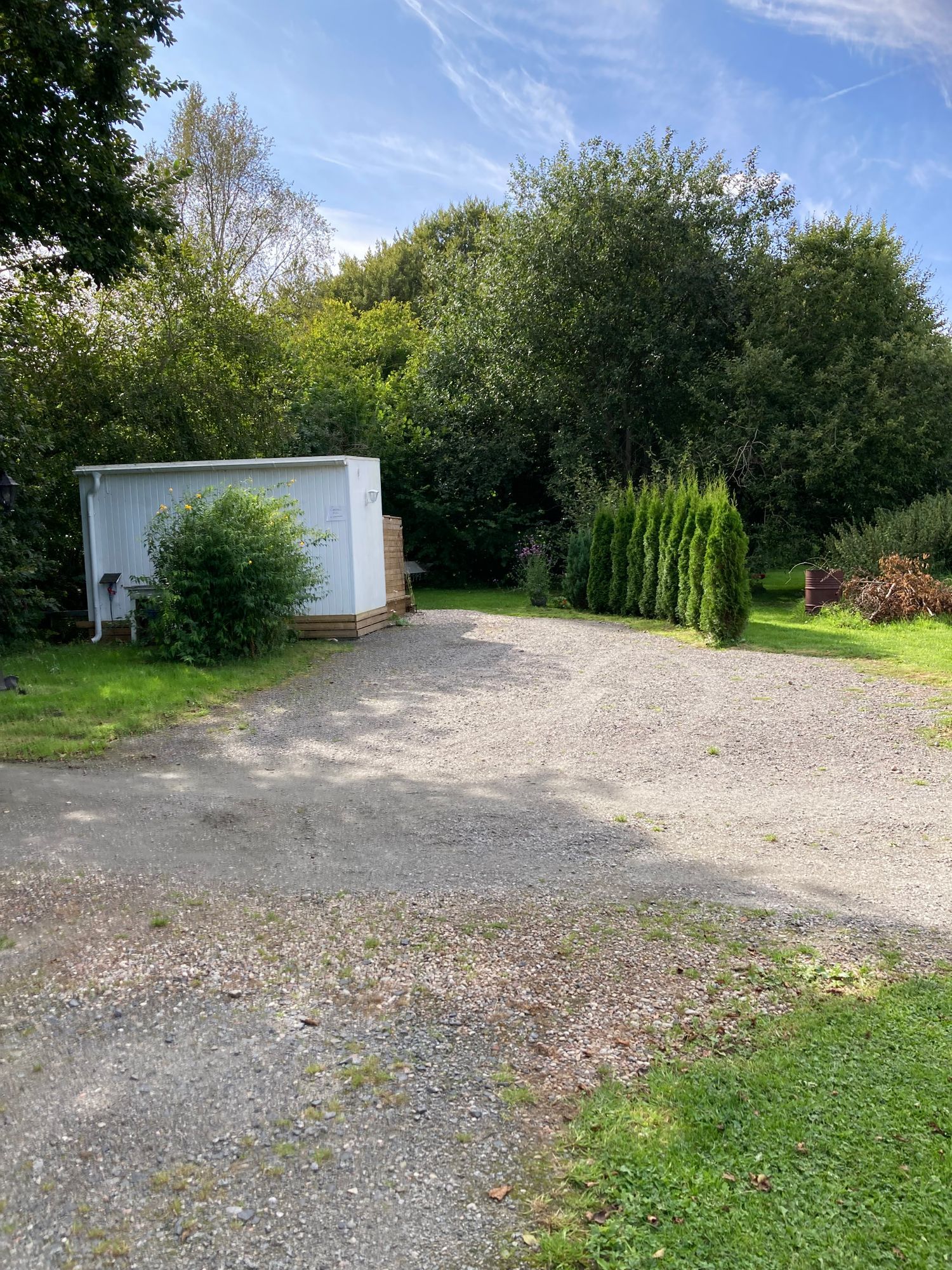 Mysig Ministuga på liten hästgård – bild 4 av 17