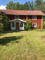 Rymlig stuga i norra Blekinge