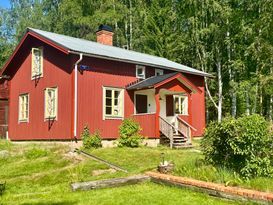 19th century cottage in picturesque village