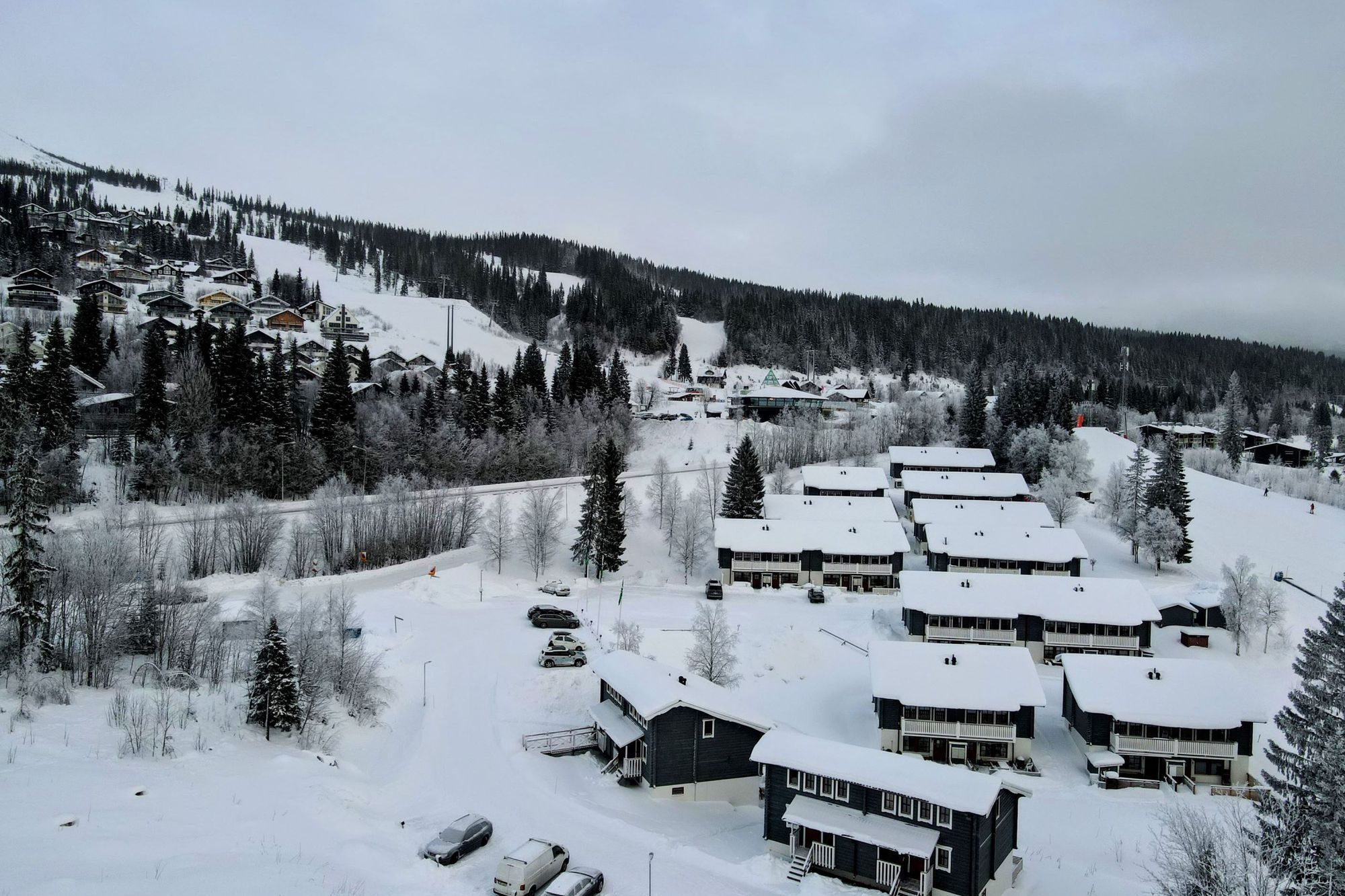Backnära boende i Tegefjäll - Egen laddplats – bild 2 av 14