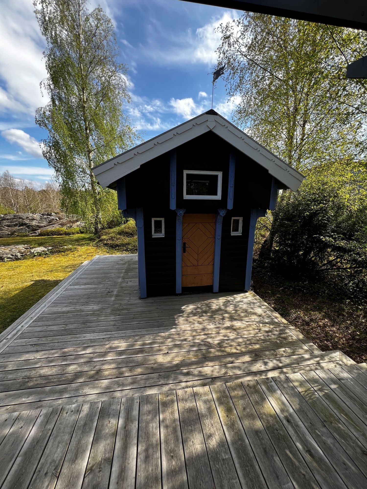 Charmig sommarstuga i populära Lalleröd, Orust – bild 3 av 15