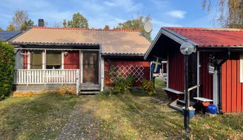 Mysig stuga i skärgården vid Figeholm