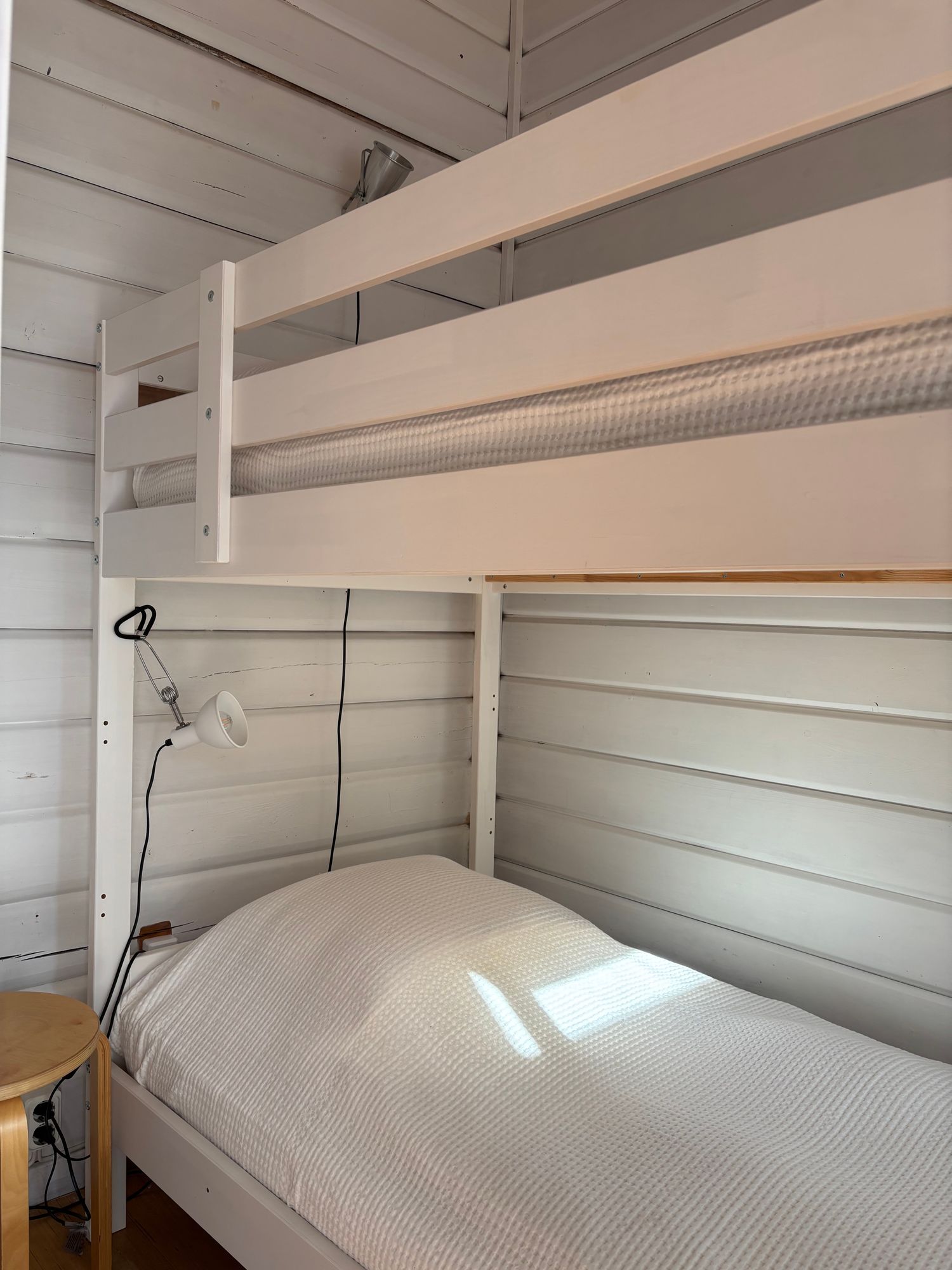 Mysig stuga med 2 kajaker – bild 17 av 18