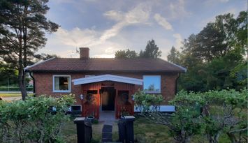 Hemtrevligt hus i närhet till naturen