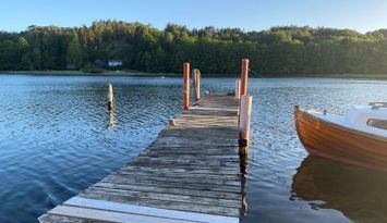 Enkel stuga, bara 20 m till havet