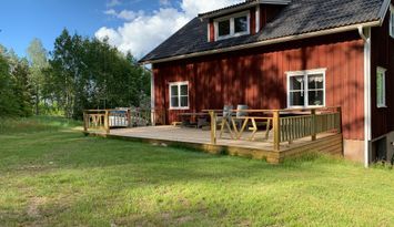 Vackert belägen stuga i Glaskogens naturreservat