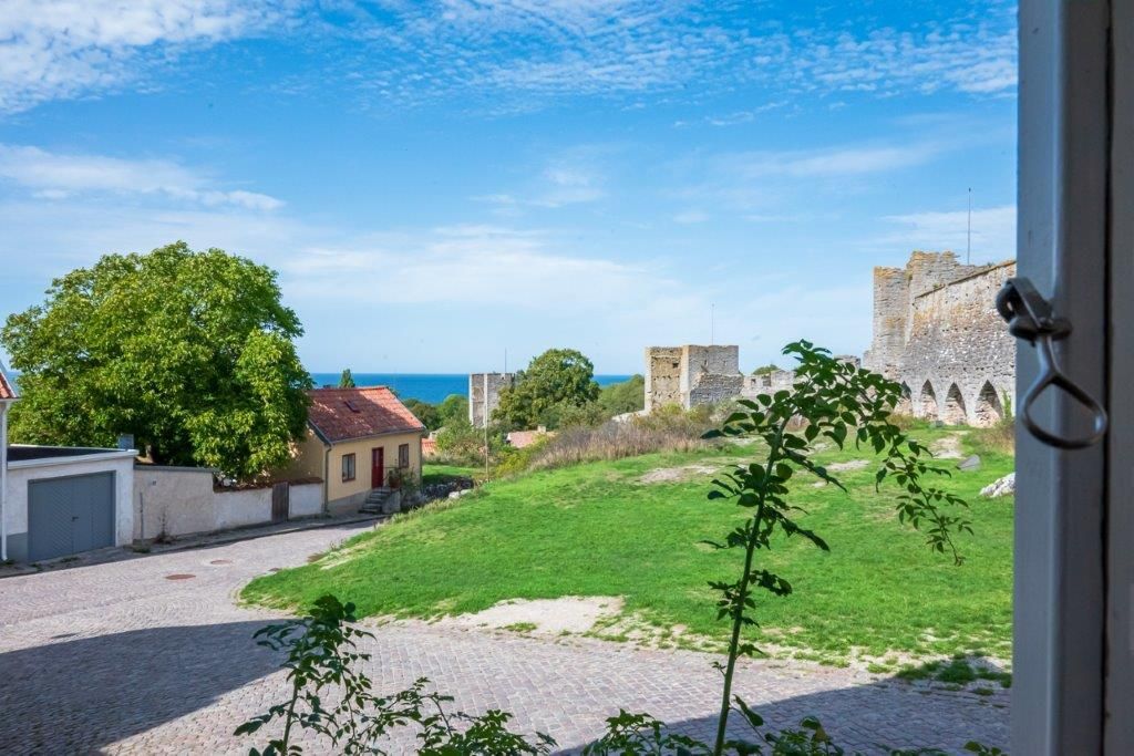 Enastående boende i Visby Innerstad – bild 5 av 24