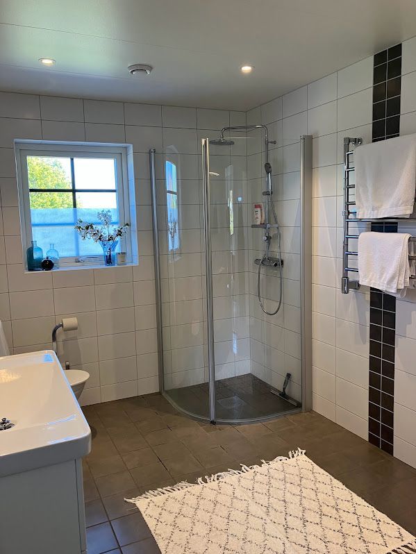 Utsikt över Kivik och havet! – bild 8 av 14