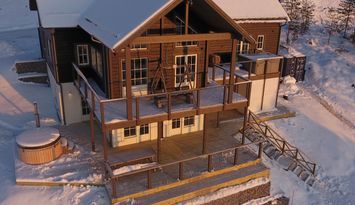 Stor stuga med skiin/skiout Björnrike Vemdalen