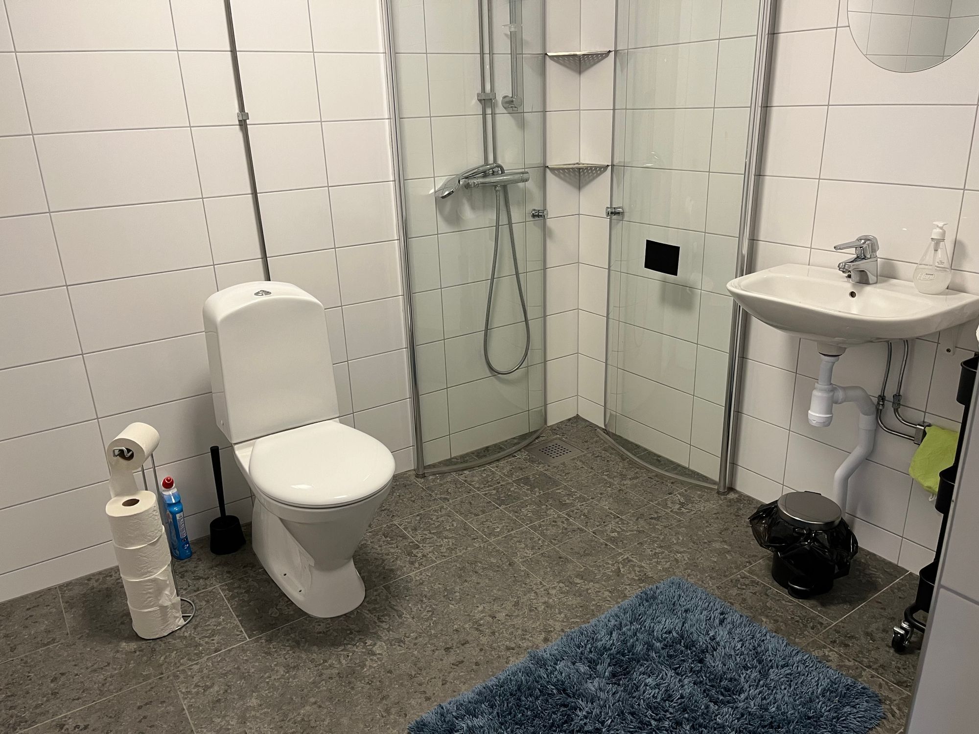 För den stora familjen/det stora sällskapet – bild 9 av 21
