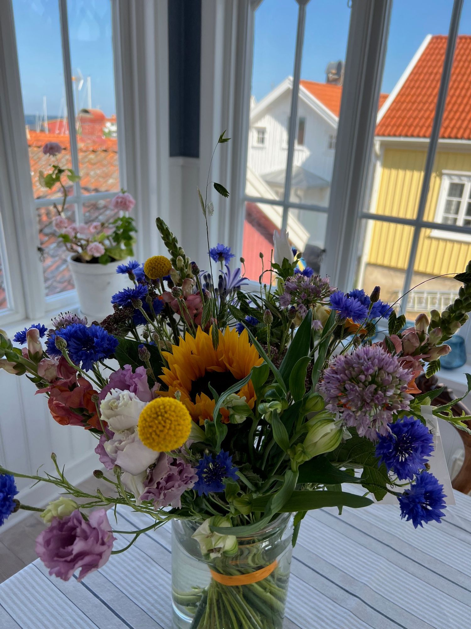 Skärgårdshus med havsutsikt – bild 13 av 15