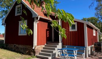 Välplanerat torp nära Kalmar Sund