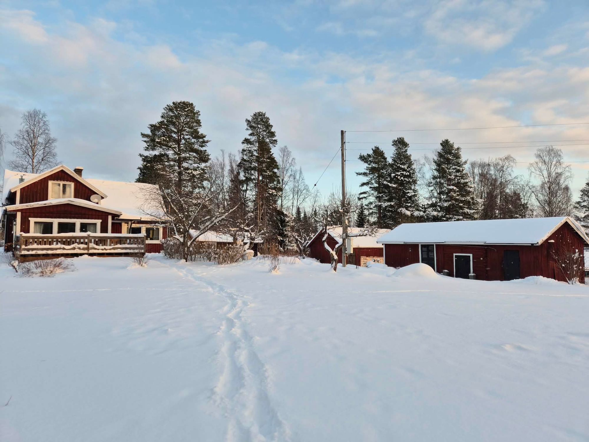 Charmigt och familjevänligt året-runt-boende – bild 6 av 15
