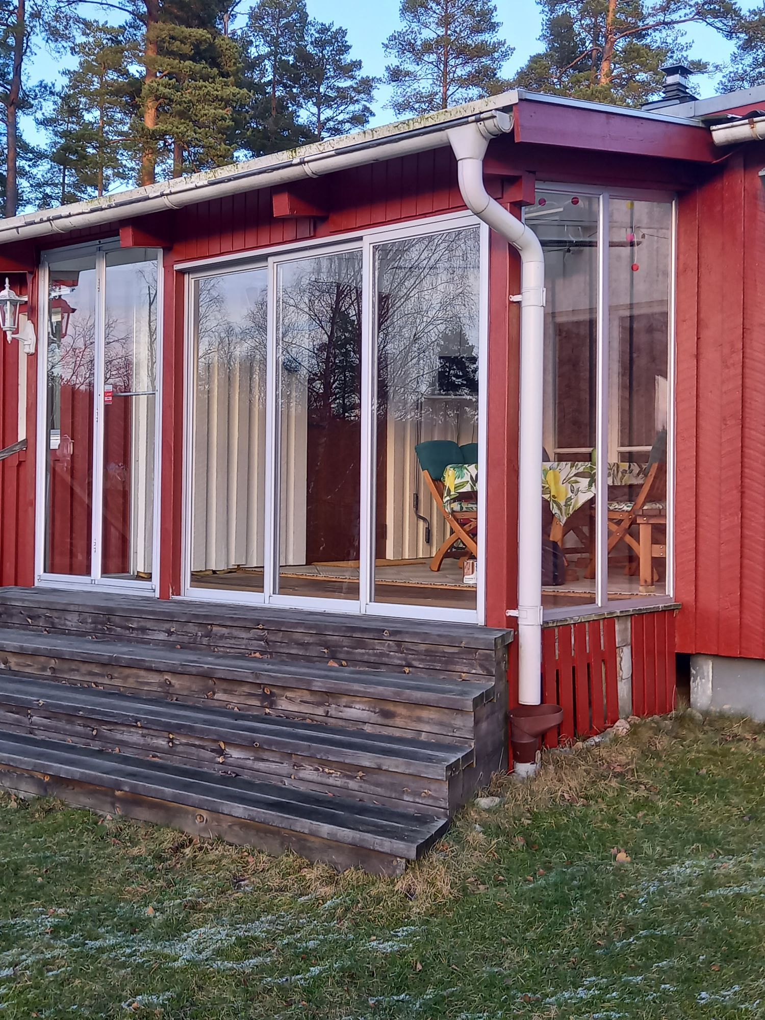 Stuga med sjöläge i Småland – bild 5 av 19