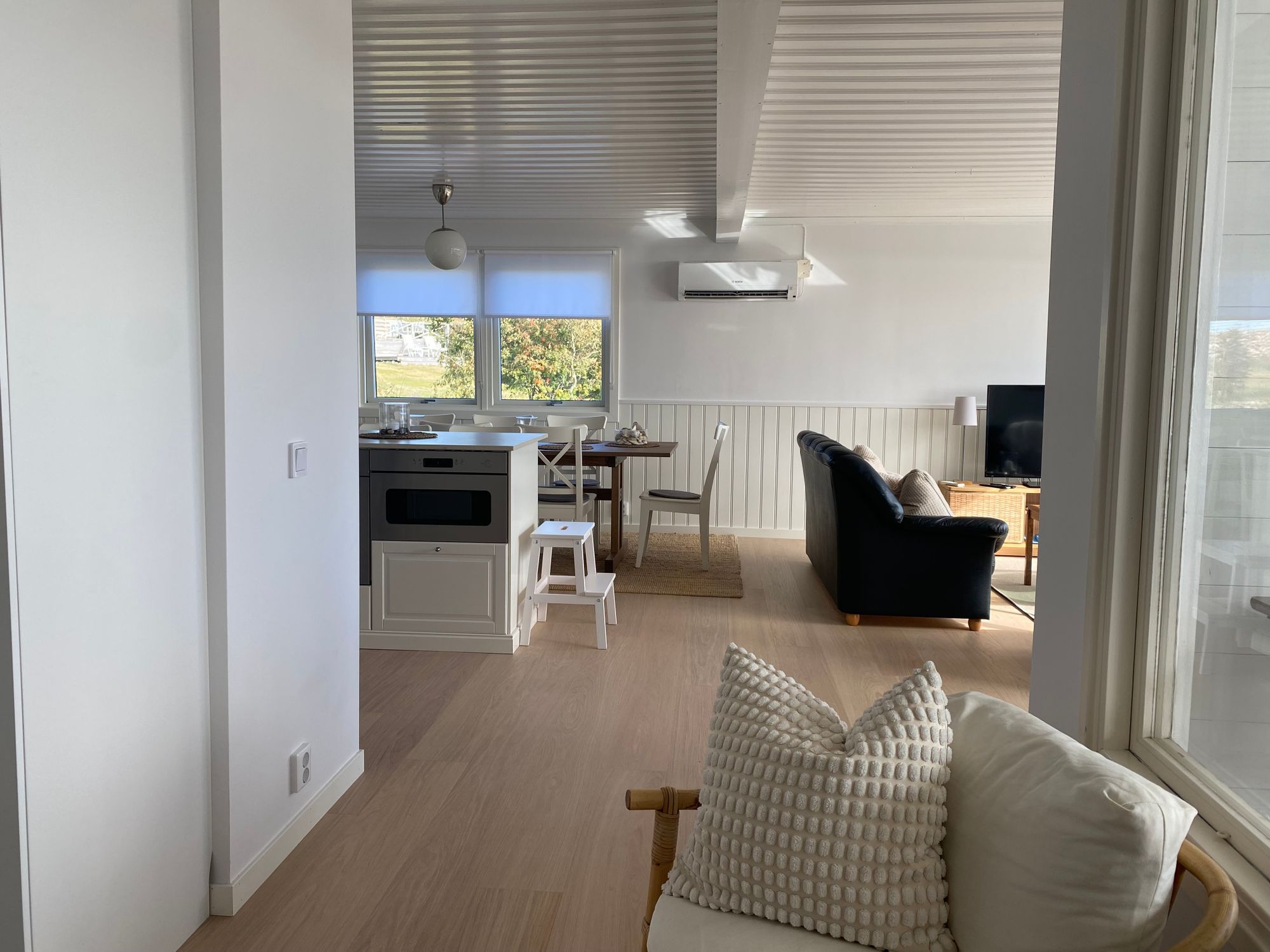 Havsnära med panoramutsikt över Västerhavet – bild 11 av 24