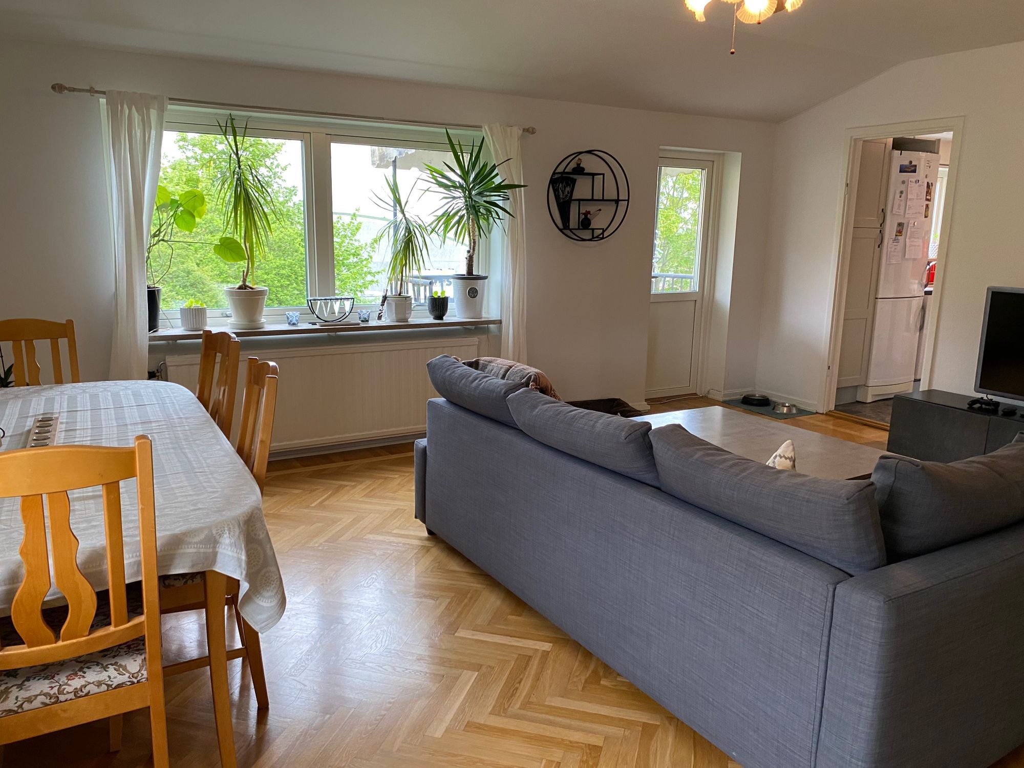 STOR FIN LGH till BARNFAMILJ MEDELTIDSVECKAN – bild 2 av 7