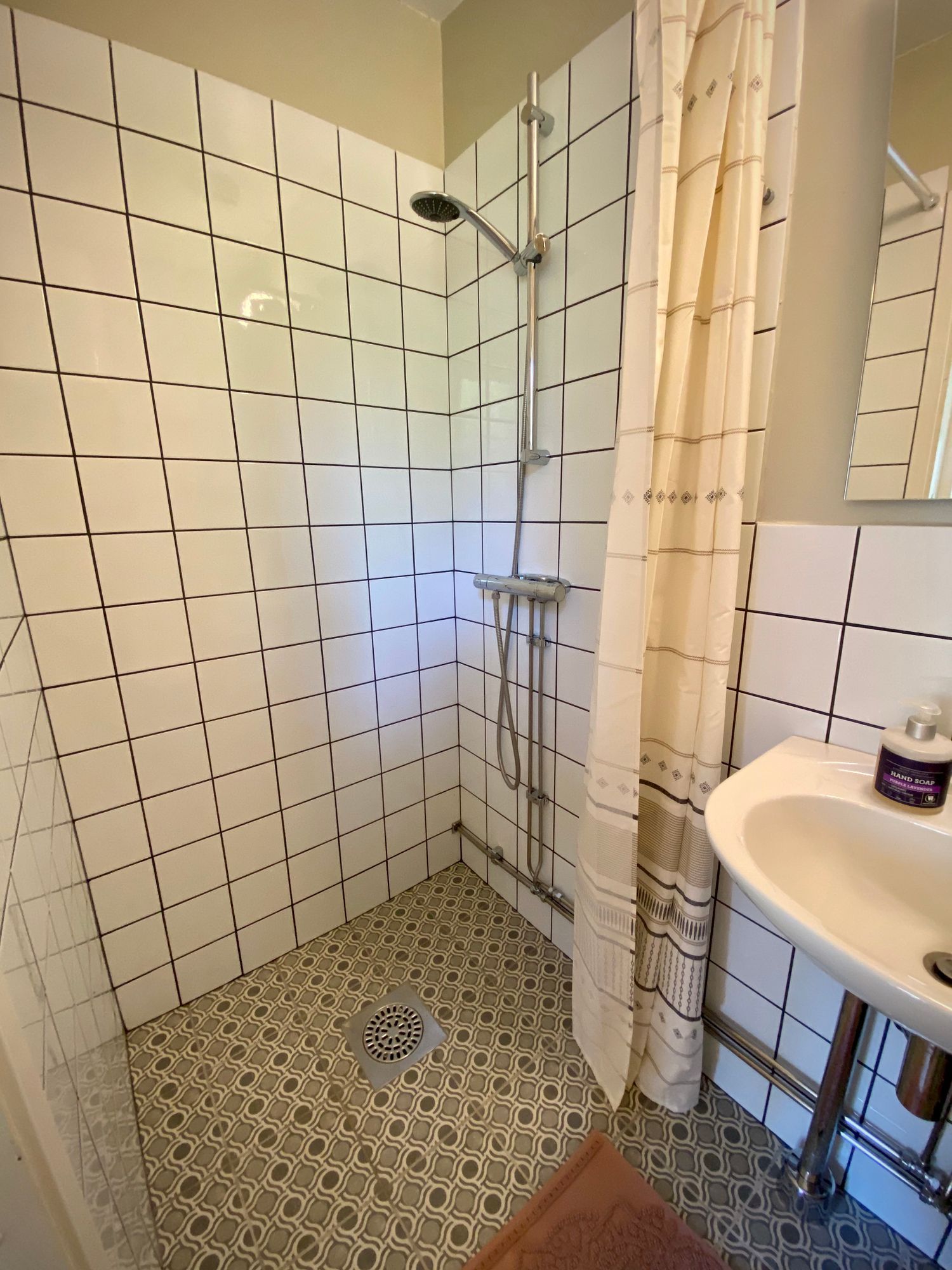 Skärgårdsboende mitt i sommaridyllen på Resarö – bild 8 av 24