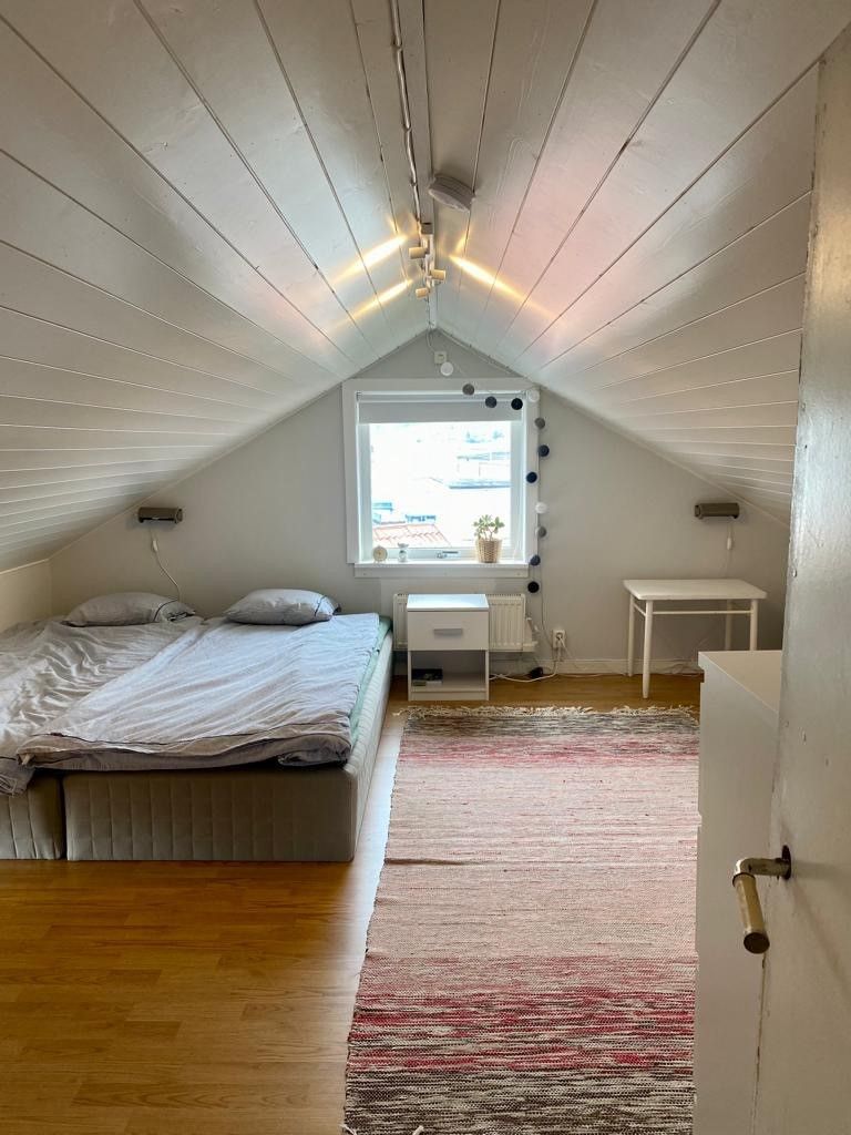 Mysigt hus med havsutsikt – bild 20 av 24