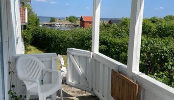 Liten lägenhet med strandtomt på Nordkoster