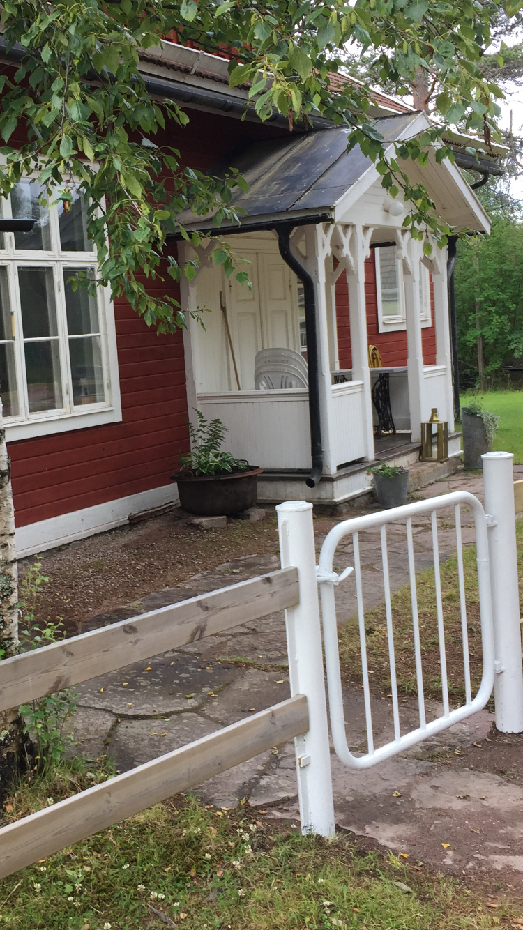 Gammal skola med moderna bekvämligheter – bild 2 av 24