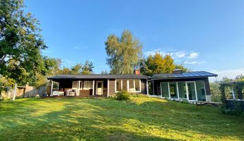 På bästa läge vid havet i Beddingestrand