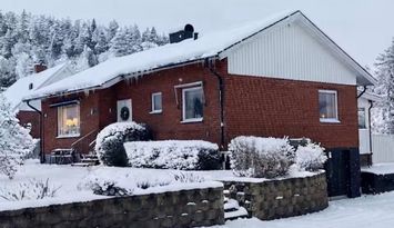Familjevilla Isaberg skiresort 1km MTB skidor golf