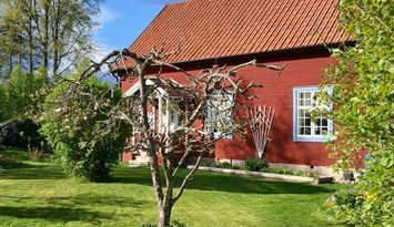Wunderschönes Ferienhaus am Waltrand !