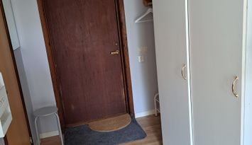 Möblerad etta centralt i Fårösund